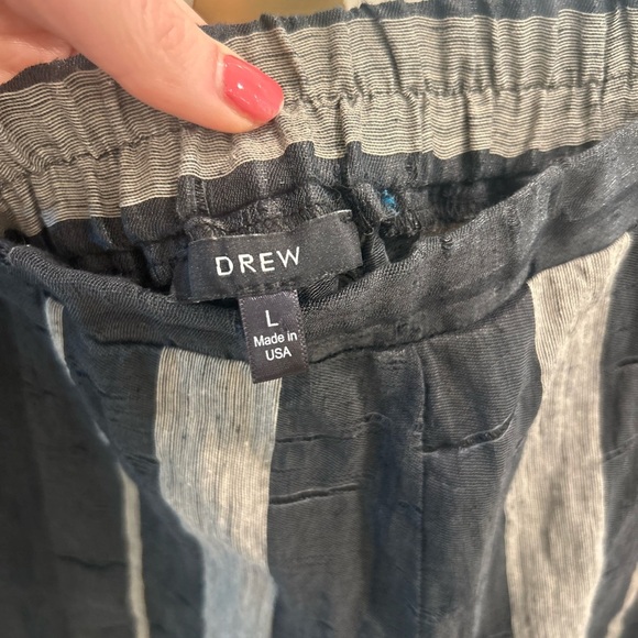 DREW Black and Gray Striped Trousers! Size large! - Picture 2 of 3